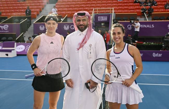 2023 WTA, Tennis Damen Qatar TotalEnergies Open Karolina Muchova (l, CZE) and Martina Trevisan (r, ITA) Karolina Muchova (l, CZE) and Martina Trevisan (r, ITA)