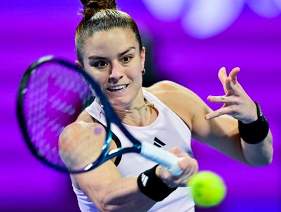 WTA, Tennis Damen Qatar TotalEnergies Open 2023 Maria Sakkari of Greece is in action against Qinwen Zheng of China at the WTA Qatar TotalEnergies Open tennis tournament at the Khalifa International Tennis Complex in Doha, Qatar on February 14, 2023. DOHA Qatar  Copyright: xNoushadxThekkayilx originalFilename:varittyakkal-wtaqatar230213_np74t.jpg