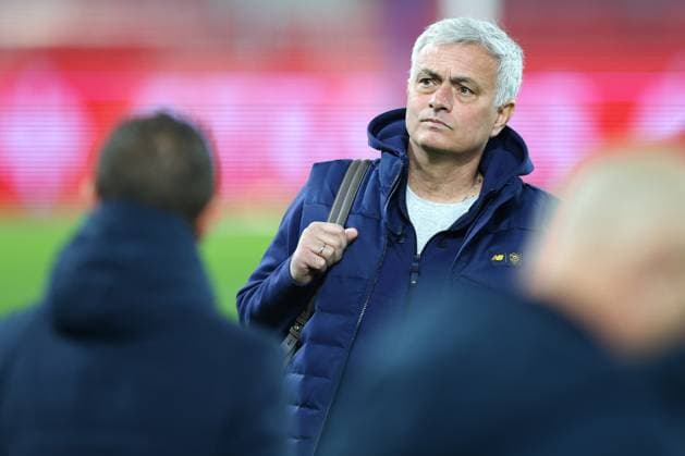 SOCCER - UEFA EL, RBS vs Roma SALZBURG,AUSTRIA,15.FEB.23 - SOCCER - UEFA Europa League, play off, Red Bull Salzburg vs AS Roma, preview, pitch walk Roma. Image shows head coach Jose Maurinho (Roma).  GEPAxpictures xDavidxGeieregger