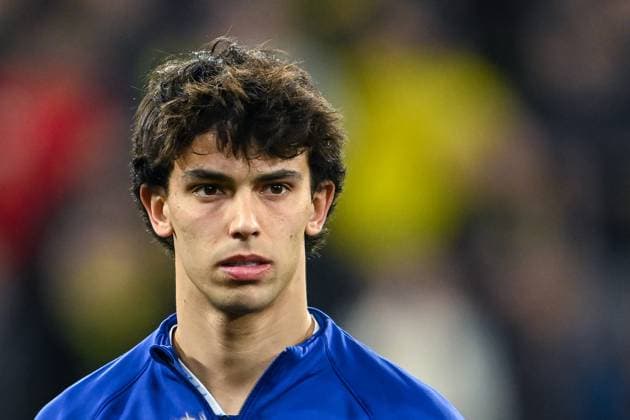 GER, Champions League, Borussia Dortmund vs. FC Chelsea 15.02.2023, Signal-Iduna-Park, Dortmund , GER, Champions League, Borussia Dortmund vs. FC Chelsea im Bild picture shows Joao Felix (FC Chelsea 11) schaut fokussiert.