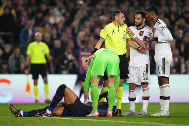 Mandatory Credit: Photo by Bagu Blanco Pressinphoto Shutterstock (13770557o) Bruno Fernandes and Marcus Rashford of Manchester United, ManU FC Barcelona, Barca v Manchester United, UEFA Europa League, Play-off, 1st leg. Football, Spotify Camp Nou Stadium, Barcelona, Spain - 16 Feb 2023 Editorial use only FC Barcelona v Manchester United, UEFA Europa League, Play-off, 1st leg. Football, Spotify Camp Nou Stadium, Barcelona, Spain - 16 Feb 2023 Editorial use only  Copyright: xBaguxBlanco Pressinphoto Shutterstockx 13770557o