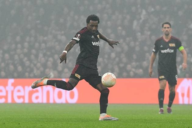 Fussball, Herren, Saison 2022 2023, Europa League (Play-Offs zum Achtelfinale, Hinspiel), Ajax Amsterdam - 1. FC Union Berlin, Sheraldo Becker (1. FC Union Berlin) in Aktion, am Ball, Einzelaktion , 16.02. 2023, Copyright: xMatthiasxKochx