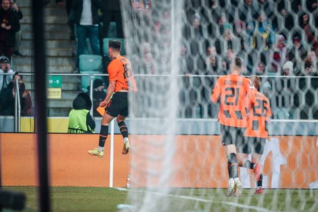 16.02.2023 Warszawa Pilka nozna UEFA Liga Europy 2022 2023, 1 16 finalu Szachtar Donieck - Stade Rennes FC N z Dmytro Kryskiv, gol, bramka, radosc Foto Adam Starszynski PressFocus 16.02.2023 Warsaw Football UEFA Europa League 2022 2023, round 1 of 16 Shakhtar Donetsk - Stade Rennes FC Dmytro Kryskiv, gol, bramka, radosc Credit Adam Starszynski PressFocus NEWSPIX.PL --- Newspix.pl  20230216PF_AS038