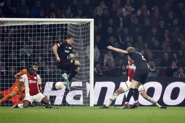 AMSTERDAM - Morten Thorsby of 1. FC Union Berlin scores the 0-1 during the UEFA Europa league play-off match between Ajax Amsterdam and FC Union Berlin at Johan Cruijff ArenA on February 16, 2023 in Amsterdam, Netherlands. ANP MAURICE VAN STONE AFC Ajax Amsterdam v 1. FC Union Berlin: Knockout Round Play-Off Leg One - UEFA Europa League 2022 2023 xVIxANPxSportx xxANPxIVx 462937662 originalFilename: 462937662.jpg