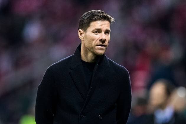UEFA Europa League Play-off, Bayer 04 Leverkusen - AS Monaco; 16.02.2023 Xabi Alonso (Trainer Bayer 04 Leverkusen) auf dem Weg zu den Interviews UEFA Europa League Play-off, Bayer 04 Leverkusen - AS Monaco, Leverkusen, BayArena Copyright: xBEAUTIFULxSPORTS Wunderlx