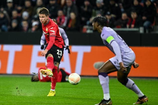 GER, Europa League, Bayer Leverkusen vs. AS Monaco 16.02.2023, BayArena , Leverkusen , GER, Europa League, Bayer Leverkusen vs. AS Monaco im Bild picture shows Adam Hlozek (Bayer Leverkusen 23) mit der Torchance.