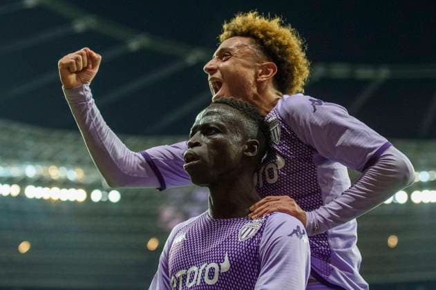 Fußball: Champions League, Saison 2022 2023, Achtelfinale, Bayer 04 Leverkusen - AS Monaco am 16.02.2023 in Leverkusen (Nordrhein-Westfalen). Torjubel, Jubel, Freude von Tor zum 2:2, Monaco™s KrÃ pin Diatta Copyright: xKirchnerx xChristopherxNeundorfx