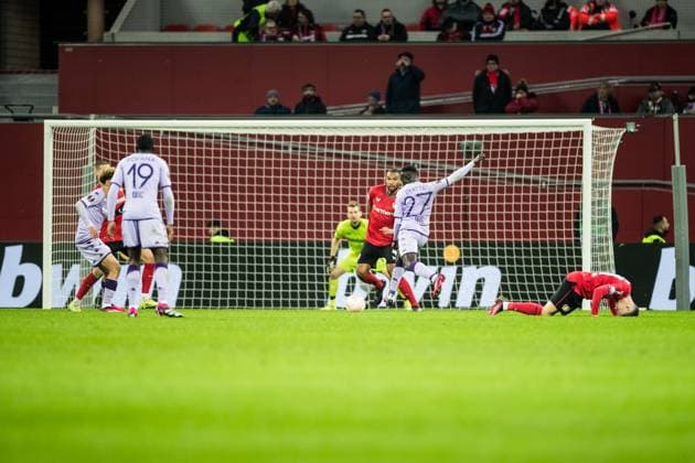 UEFA Europa League Play-off, Bayer 04 Leverkusen - AS Monaco; 16.02.2023 Krepin Diatta (AS Monaco, 27) schiesst das 2:2 UEFA Europa League Play-off, Bayer 04 Leverkusen - AS Monaco, Leverkusen, BayArena Copyright: xBEAUTIFULxSPORTS Wunderlx