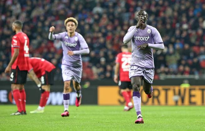 16.02.2023, Fussball UEFA Europa League 2022 2023, K.-o.-Runden-Play-off, Bayer 04 Leverkusen - AS Monaco, in der BayArena Leverkusen. Jubel Torschütze Krepin Diatta (AS Monaco) zum Tor zum 2:2