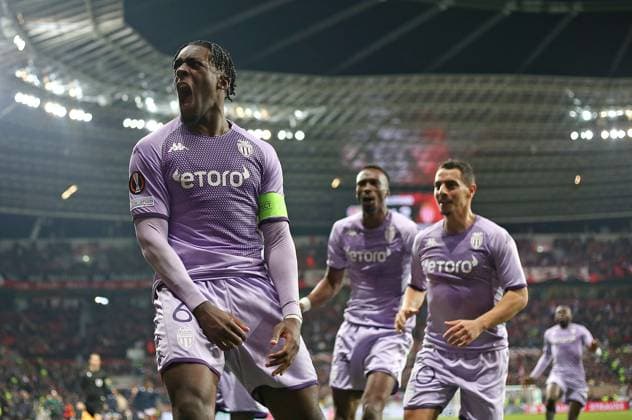 Sport Bilder des Tages 16.02.2023, Fussball UEFA Europa League 2022 2023, K.-o.-Runden-Play-off, Bayer 04 Leverkusen - AS Monaco, in der BayArena Leverkusen. Jubel Torschütze Axel Disasi (AS Monaco) zum Tor zum 2:3