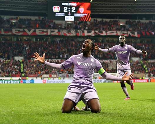 16.02.2023, Fussball UEFA Europa League 2022 2023, K.-o.-Runden-Play-off, Bayer 04 Leverkusen - AS Monaco, in der BayArena Leverkusen. Jubel Torschütze Axel Disasi (AS Monaco) zum Tor zum 2:3