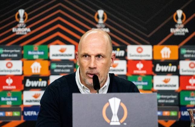 16.02.2023, GER, Fußball, Herren, UEFA, Fußball Europa League, Play-off, Saison 2022 2023, TSV Bayer 04 Leverkusen - AS Monaco (2:3) Trainer Philippe Clement (AS Monaco) bei der Pressekonferenz nach dem Spiel Leverkusen BayArena Nordrhein-Westfalen Deutschland