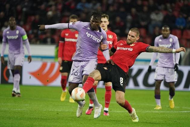 Fussball,UEFA Europa League 2022 2023, Bayer 04 Leverkusen - AS Monaco 16.02.2023, Bayarena Leverkusen, Breel Embolo, AS Monaco, Robert Andrich, Bayer 04 Leverkusen
