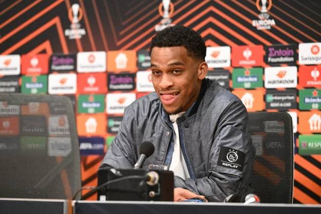 Fussball, Herren, Saison 2022 2023, Europa League (Play-Offs zum Achtelfinale, Hinspiel), Ajax Amsterdam - 1. FC Union Berlin (0:0), Jurrien Timber (Ajax Amsterdam), 16.02. 2023, Copyright: xMatthiasxKochx