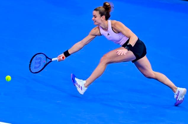 WTA, Tennis Damen Qatar TotalEnergies Open 2023 Maria Sakkari of Greece in action during Semifinal match against Jessica Pegula of United States at the WTA Qatar TotalEnergies Open tennis tournament at the Khalifa International Tennis Complex in Doha, Qatar, 17 February 2023 DOHA Qatar  Copyright: xNoushadxThekkayilx originalFilename:varittyakkal-wtaqatar230213_np14I.jpg