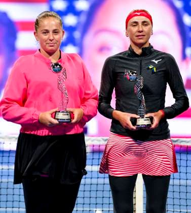 WTA, Tennis Damen Qatar TotalEnergies Open 2023 Lyudmyla Kichenok (R) of Ukraine and Jelena Ostapenko (L) of Latvia hold their runner-up trophies after losing to Coco Gauff and Jessica Pegula of United States doubles final at the WTA Qatar TotalEnergies Open tennis tournament at the Khalifa International Tennis Complex in Doha, Qatar, 17 February 2023 DOHA Qatar  Copyright: xNoushadxThekkayilx originalFilename:varittyakkal-wtaqatar230217_npBlE.jpg