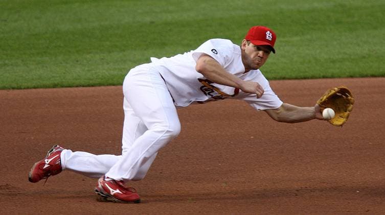 July 7, 2007, St Louis, MO, USA: St. Louis Cardinals third baseman Scott Rolen reaches to his left to secure a ground ball hit by San Francisco Giants Rich Aurilia in the fifth inning at Busch Stadium in St. Louis, July 7, 2007. St Louis USA - ZUMAm67_ 20070707_zaf_m67_002 Copyright: xChrisxLeex