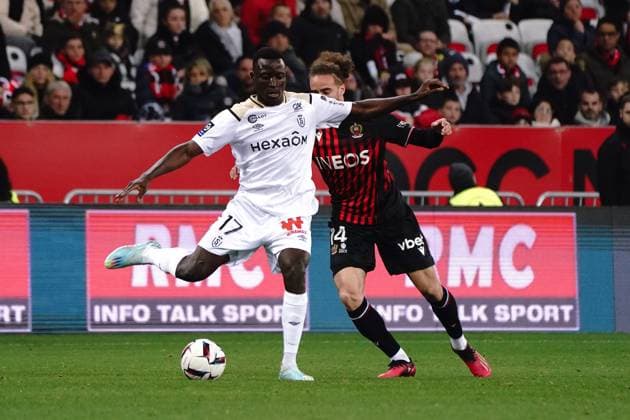 Dion Lopy (Stade de Reims) - Billal Brahimi (OGC Nice) FOOTBALL : OGC Nice vs Stade de Reims - Ligue 1 Ubereats - Nice - 18 02 2023 NorbertScanella Panoramic 
