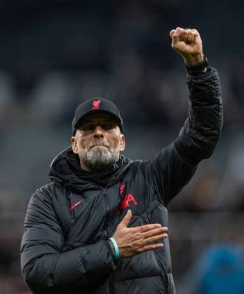 Sport Bilder des Tages Football - FA Premier League - Newcastle United FC v Liverpool FC NEWCASTLE-UPON-TYNE, ENGLAND - Saturday, February 18, 2023: Liverpool s manager Jürgen Klopp celebrates after the FA Premier League match between Newcastle United FC and Liverpool FC at St. James Park. Liverpool won 2-0. NEWCASTLE-UPON-TYNE St. James Park TYNE AND WEAR ENGLAND  Copyright: xDavidxRawcliffex P2023-02-18-Newcastle_Liverpool-87