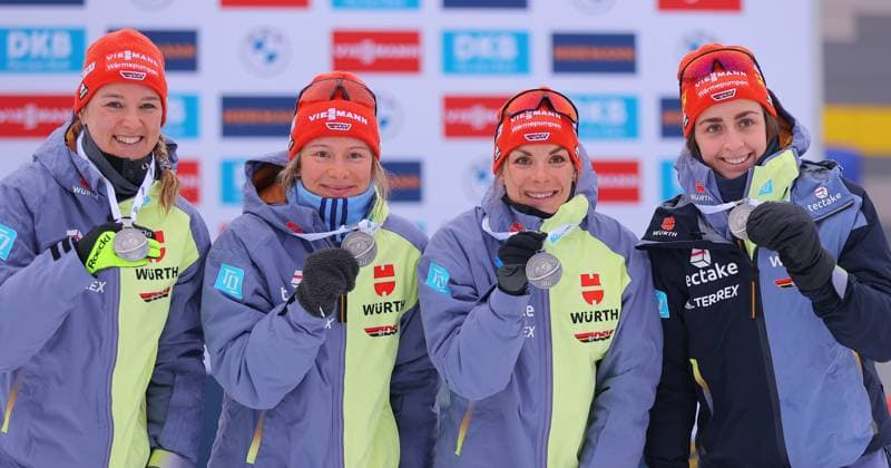 BIATHLON - IBU WC Oberhof OBERHOF,GERMANY,19.FEB.23 - BIATHLON - IBU World Championships 2023, 4x6 km relay, ladies, award ceremony. Image shows the rejoicing of Denise Herrmann-Wick, Sophia Schneider, Hanna Kebinger and Vanessa Voigt (GER). Keywords: medal.  GEPAxpictures xThomasxBachun