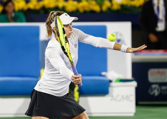 Julia Grabher Tennis - Dubai Tennis Championships 2023 - WTA, Tennis Damen - Dubai Duty Free Tennis Stadium - Dubai - - United Arab Emirates - 20 February 2023. Copyright: xJuergenxHasenkopfx