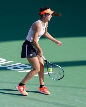 Sorana Cirstea jubelt nach dem Sieg,Jubel,Freude,Emotion Tennis - Dubai Tennis Championships 2023 - WTA, Tennis Damen - Dubai Duty Free Tennis Stadium - Dubai - - United Arab Emirates - 20 February 2023. Copyright: xJuergenxHasenkopfx