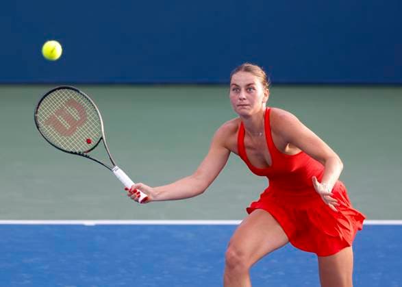 Marta Kostyuk Tennis - Dubai Tennis Championships 2023 - WTA, Tennis Damen - Dubai Duty Free Tennis Stadium - Dubai - - United Arab Emirates - 21 February 2023. Copyright: xJuergenxHasenkopfx