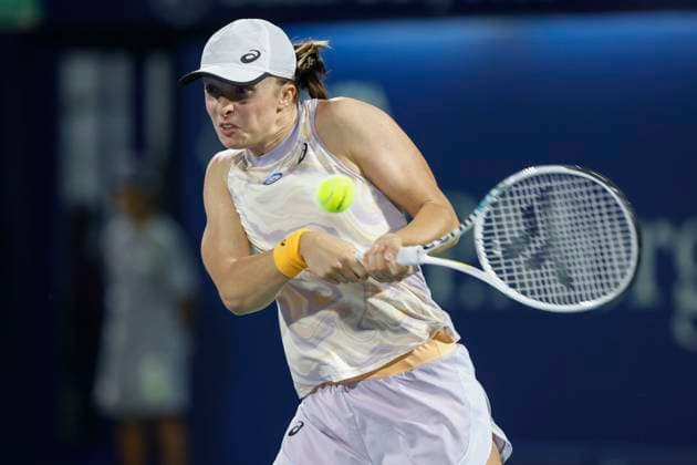 Iga Swiatek Tennis - Dubai Tennis Championships 2023 - WTA, Tennis Damen - Dubai Duty Free Tennis Stadium - Dubai - - United Arab Emirates - 21 February 2023. Copyright: xJuergenxHasenkopfx