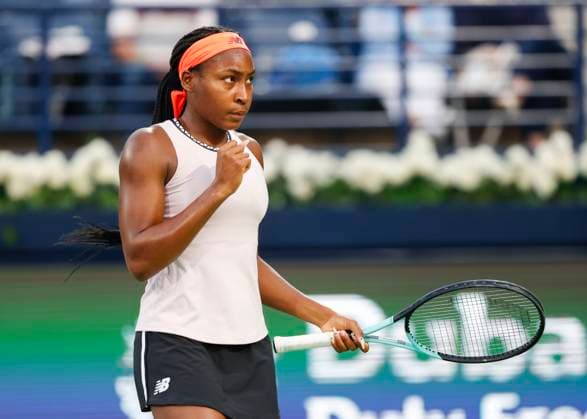 Coco Gauff macht die Faust und jubelt,Jubel, Freude,Emotion Tennis - Dubai Tennis Championships 2023 - WTA, Tennis Damen - Dubai Duty Free Tennis Stadium - Dubai - - United Arab Emirates - 23 February 2023. Copyright: xJuergenxHasenkopfx