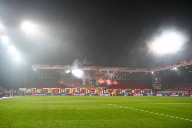 23.02.2023, xtgx, Fussball UEFA Europa League, 1. FC Union Berlin - Ajax Amsterdam emspor, v.l. Choreografie Choreo Union Fans (DFL DFB REGULATIONS PROHIBIT ANY USE OF PHOTOGRAPHS as IMAGE SEQUENCES and or QUASI-VIDEO) Berlin