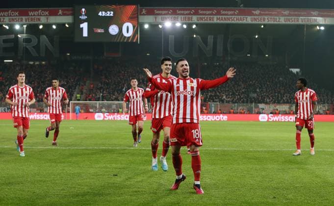Josip Juranovic jubelnd nach 2:0 Freude Emotion Jubel Fußball Fussball UEL UEFA Europa League Herren Saison 2022 2023 23.02.2023 1.FC Union Berlin FCU vs. Ajax Amsterdam DFL regulations prohibit any use of photographs as image sequences and or quasi-video.