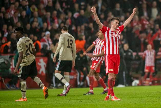 Sport Bilder des Tages 23.02.2023, GER, Fußball, Herren, UEFA, Fußball Europa League, Play-off, Saison 2022 2023, Rückspiel, 1. FC Union Berlin - Ajax Amsterdam (3:1) Janik Haberer (1. FC union Berlin) jubelt über den Sieg gegen Ajax Amsterdam. Berlin Stadion An der Alten Försterei Berlin Deutschland