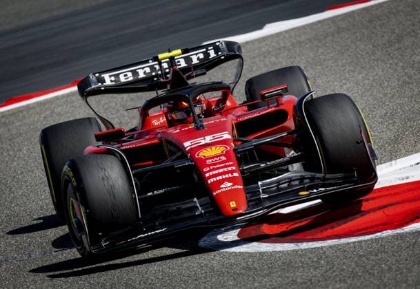 BAHRAIN - Carlos Sainz (Ferrari) during the second day of testing at the Bahrain International Circuit ahead of the start of the Formula 1 season. ANP SEM VAN DER WAL Formula 1 Winter Testing 2023 xVIxANPxSportx xxANPxIVx 463506308 originalFilename: 463506308.jpg