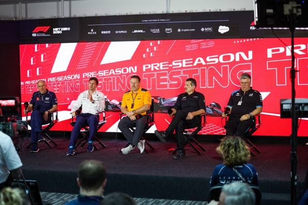 press conference, PK, Pressekonferenz TOST Franz (aut), Team Principal of Scuderia AlphaTauri, VOWLES James, Team Principal of Williams Racing, BROWN Zak (usa), CEO of of McLaren Racing, STEINER Guenther (ita), Team Principal of Haas F1 team, SZAFNAUER Otmar, Team Principal of Alpine F1 Team, portrait during the Formula 1 Aramco pre-season testing 2023 of the 2023 FIA Formula One World Championship, WM, Weltmeisterschaft from February 23 to 25, 2023 on the Bahrain International Circuit, in Sakhir, Bahrain - F1 - PRE-SEASON TESTING 2023 - BAHRAIN DPPI Panoramic  20230224_GOOD6586