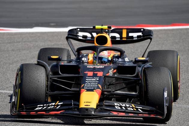 24.02.2023, Bahrain International Circuit, Sakhir, Formel 1 Testfahrten in Bahrain 2023 , im Bild Sergio Perez (MEX), Oracle Red Bull Racing Sakhir Bahrain International Circuit Bahrain