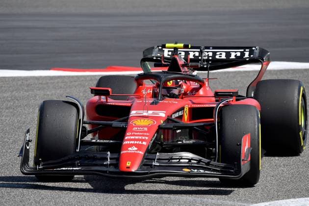 24.02.2023, Bahrain International Circuit, Sakhir, Formel 1 Testfahrten in Bahrain 2023 , im Bild Carlos Sainz Jr. (ESP), Scuderia Ferrari Sakhir Bahrain International Circuit Bahrain