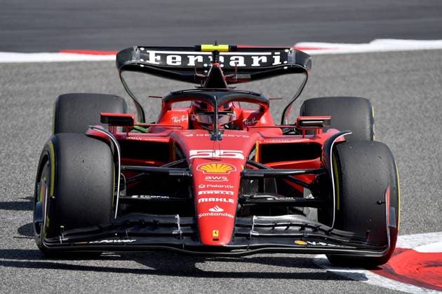 24.02.2023, Bahrain International Circuit, Sakhir, Formel 1 Testfahrten in Bahrain 2023 , im Bild Carlos Sainz Jr. (ESP), Scuderia Ferrari Sakhir Bahrain International Circuit Bahrain