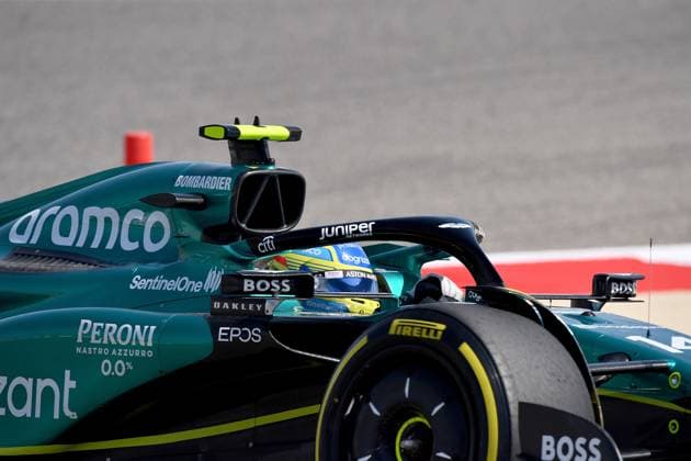 24.02.2023, Bahrain International Circuit, Sakhir, Formel 1 Testfahrten in Bahrain 2023 , im Bild Fernando Alonso (ESP), Aston Martin Aramco Cognizant Formula One Team Sakhir Bahrain International Circuit Bahrain