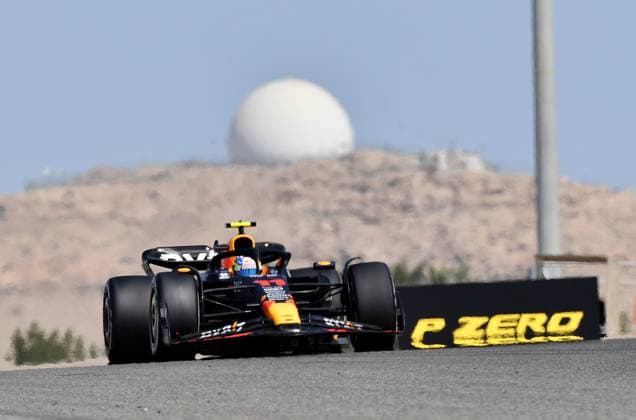 24.02.2023, Bahrain International Circuit, Sakhir, Formel 1 Testfahrten in Bahrain 2023 , im Bild Sergio Perez (MEX), Oracle Red Bull Racing Sakhir Bahrain International Circuit Bahrain