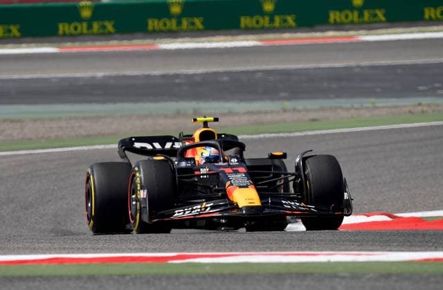 24.02.2023, Bahrain International Circuit, Sakhir, Formel 1 Testfahrten in Bahrain 2023 , im Bild Sergio Perez (MEX), Oracle Red Bull Racing Sakhir Bahrain International Circuit Bahrain