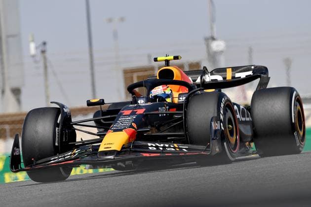 24.02.2023, Bahrain International Circuit, Sakhir, Formel 1 Testfahrten in Bahrain 2023 , im Bild Sergio Perez (MEX), Oracle Red Bull Racing Sakhir Bahrain International Circuit Bahrain
