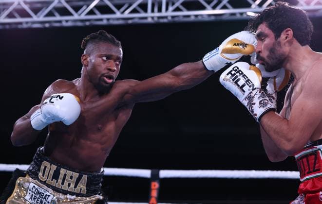 Sport Themen der Woche KW08 Sport Bilder des Tages Boxen: Agon Fightnight, Berlin, 24.02.2023 WBO-Intercontinental: Etinosa Oliha (ITA) - Rafael Amarillas Ortiz (MEX) Berlin Germany *** Boxing Agon Fightnight, Berlin, 24 02 2023 WBO Intercontinental Etinosa Oliha ITA Rafael Amarillas Ortiz MEX Berlin Germany