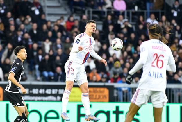 Dejan LOVREN ( 5 - Lyon ) - FOOTBALL : Angers vs Lyon - Ligue 1 - 25 02 2023 FedericoPestellini Panoramic 