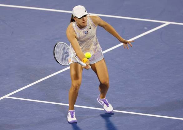 Iga Swiatek, Damen Einzel, Finale, Endspiel Tennis - Dubai Tennis Championships 2023 - WTA, Tennis Damen - Dubai Duty Free Tennis Stadium - Dubai - - United Arab Emirates - 25 February 2023. Copyright: xJuergenxHasenkopfx
