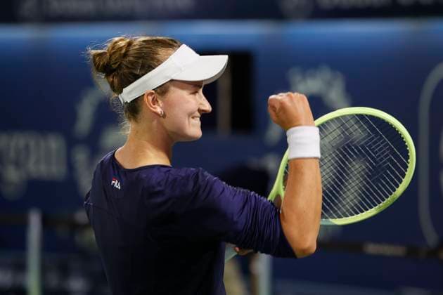 Barbora Krejcikova jubelt nach dem Sieg, Jubel, Freude, Emotion, Finale, Endspiel - Dubai Tennis Championships 2023 - WTA, Tennis Damen - Dubai Duty Free Tennis Stadium - Dubai - - United Arab Emirates - 25 February 2023. Copyright: xJuergenxHasenkopfx