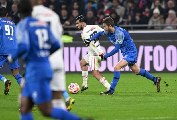 Mohamed El Arouch (lyon) vs Jessy Benet (grenoble) FOOTBALL: Olympique Lyonnais vs Grenoble Foot 38 - 1 4 Coupe de France - 28 02 2023 FredericChambert Panoramic 