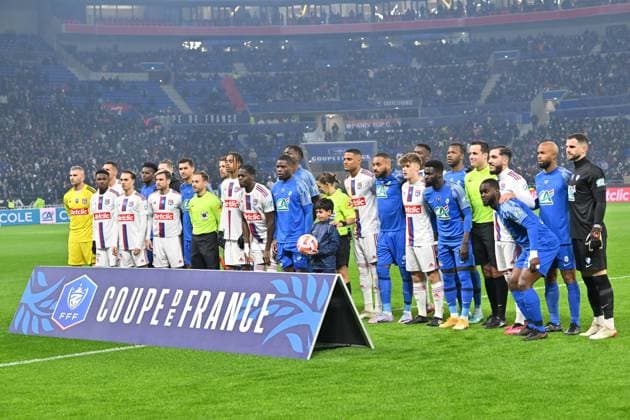 Les Ã quipes (lyon et grenoble) FOOTBALL: Olympique Lyonnais vs Grenoble Foot 38 - 1 4 Coupe de France - 28 02 2023 FredericChambert Panoramic 