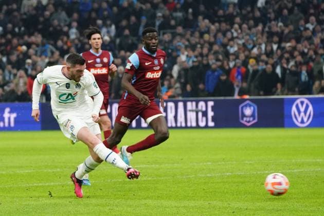 but - Jordan Veretout (Olympique de Marseille) - KÃ vin Mouanga (FC Annecy) FOOTBALL : Olympique de Marseille vs FC Annecy - Quart de Finale de coupe de France - Marseille - 01 03 2023 NorbertScanella Panoramic 