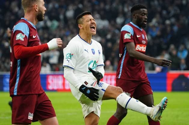 deception - Alexis Sanchez (Olympique de Marseille) FOOTBALL : Olympique de Marseille vs FC Annecy - Quart de Finale de coupe de France - Marseille - 01 03 2023 NorbertScanella Panoramic 