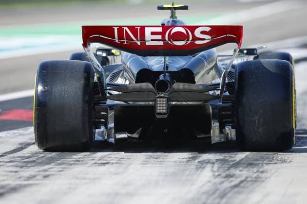 44 HAMILTON Lewis (gbr), Mercedes AMG F1 Team W14, action during the Formula 1 Gulf Air Bahrain Grand Prix 2023, 1st round of the 2023 FIA Formula One World Championship, WM, Weltmeisterschaft from March 2 3 to 5, 2023 on the Bahrain International Circuit, in Sakhir, Bahrain - F1 - BAHRAIN GRAND PRIX 2023 DPPI Panoramic  _R3_7833